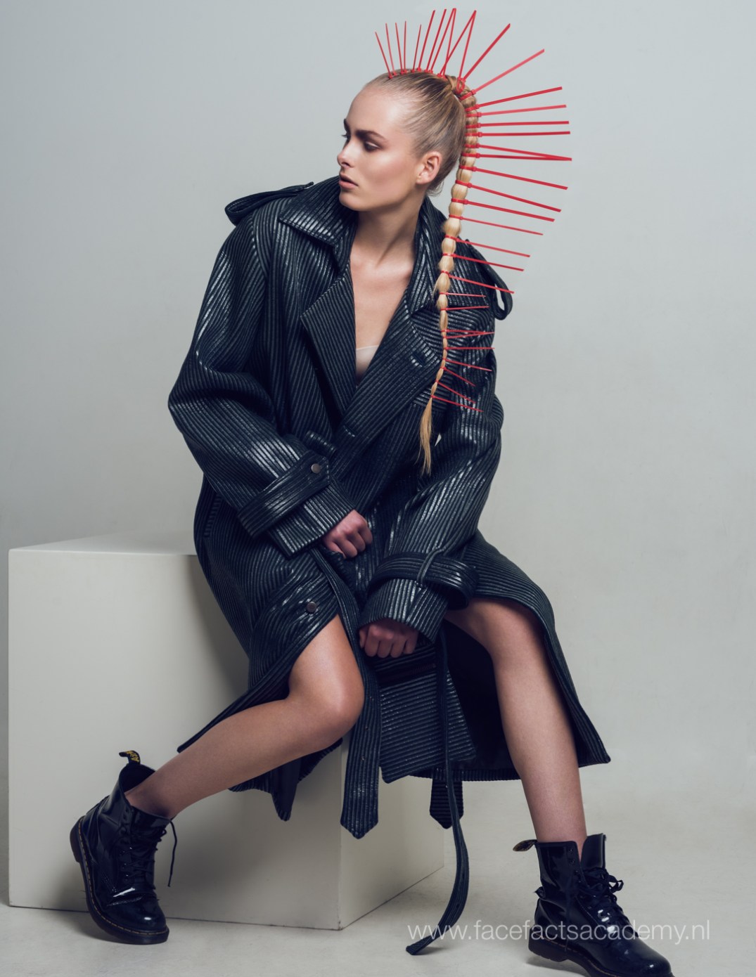 Facefacts_Janouk-Catwalk_web-1